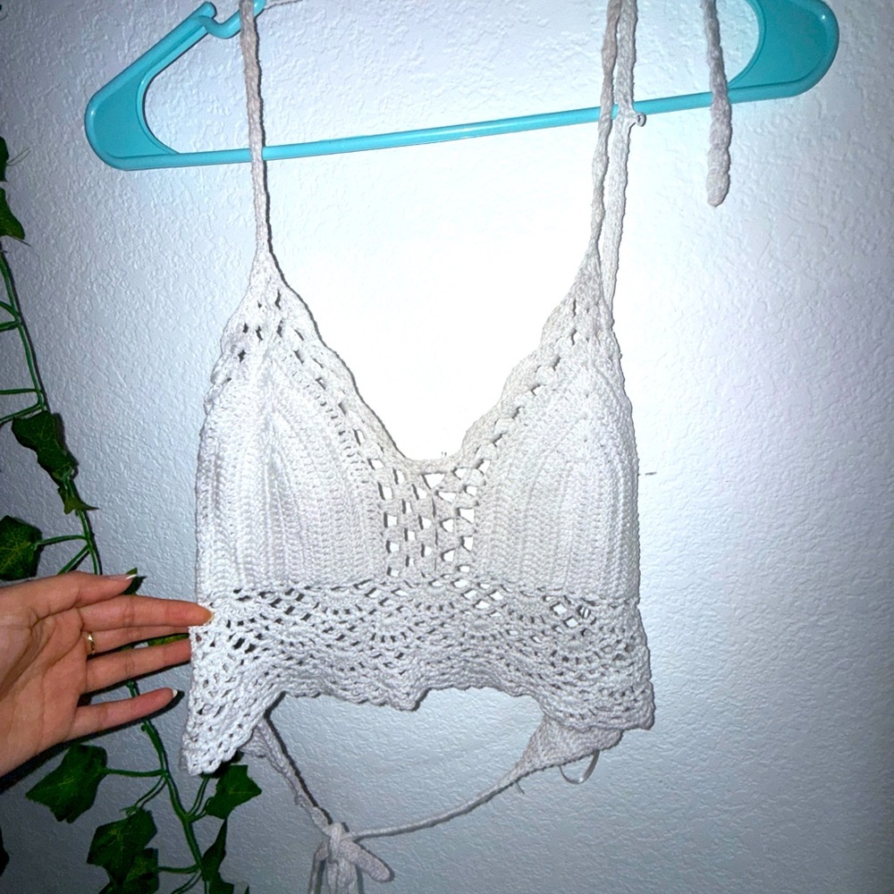 Charlotte Russe Crocheted White Top – Size S